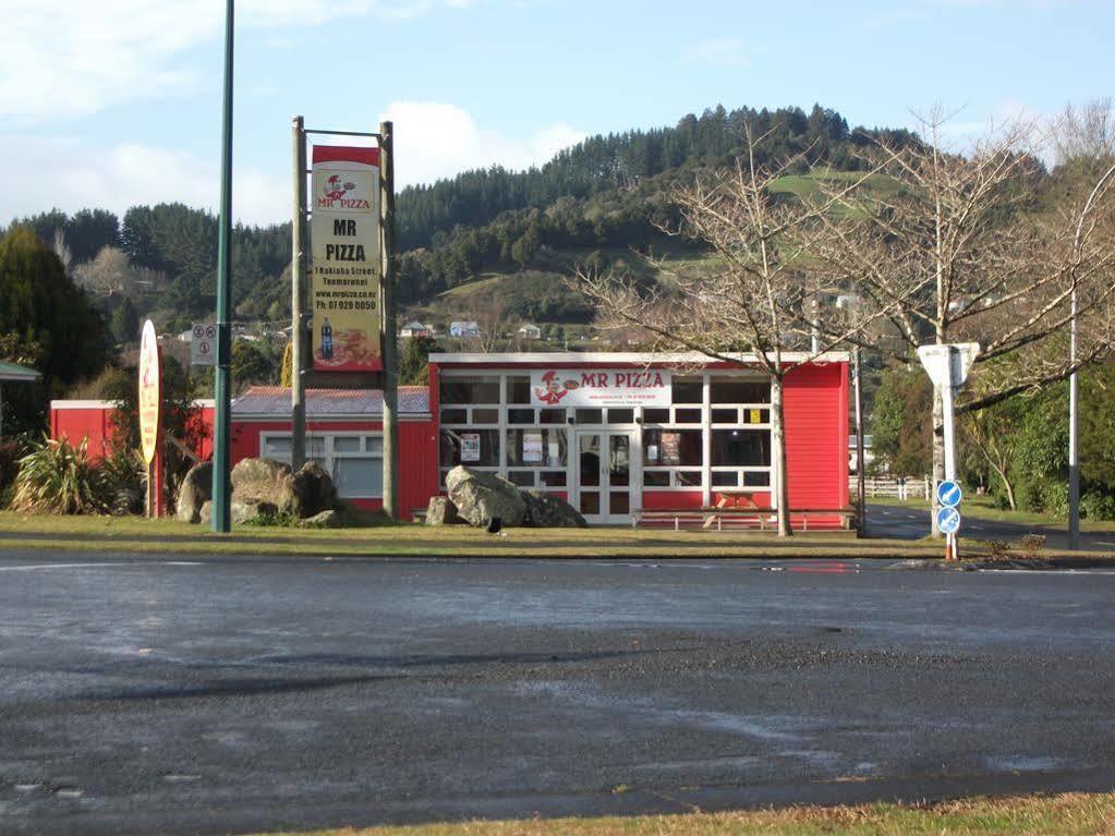 Kelly'S Riverside Motel Таумаруни Экстерьер фото